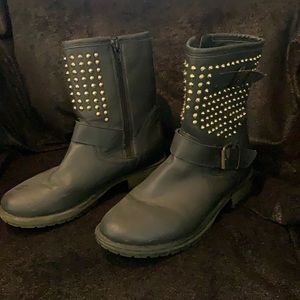 Steve Madden ankle boots size 8